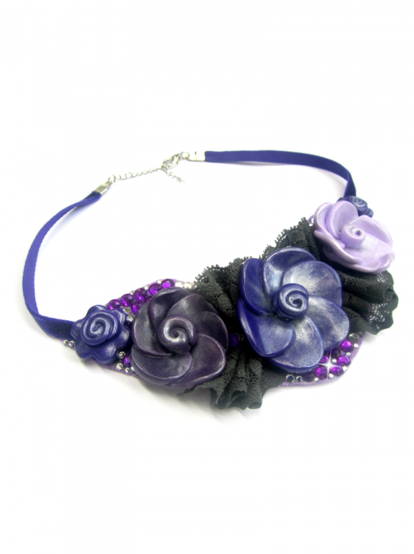 viola ogrlica z rozami Tina Design by Tina Vehovar