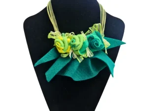 zelena zimska ogrlica TINA Design
