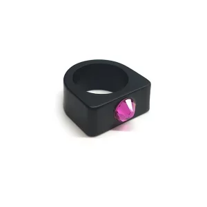 crn top prstan pleksi fuksija swarovski kristal tinadesign