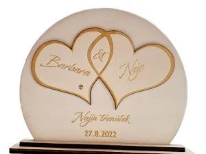 lesen porocni pokal z gravuro imen in datuma poroke Tina Design