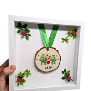 3d slika z medaljo za obletnico 18 let_tina design